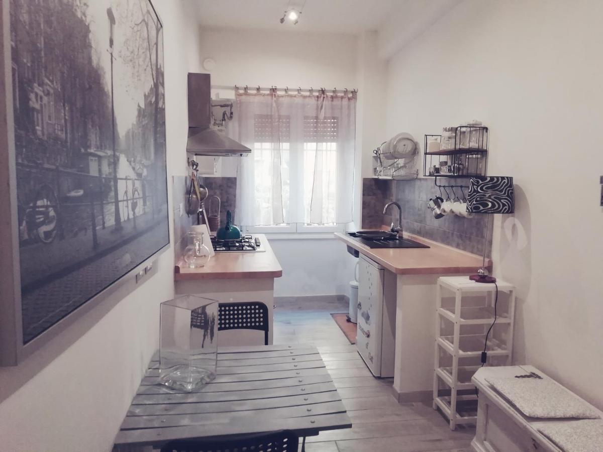 White Apartment Рим Екстер'єр фото