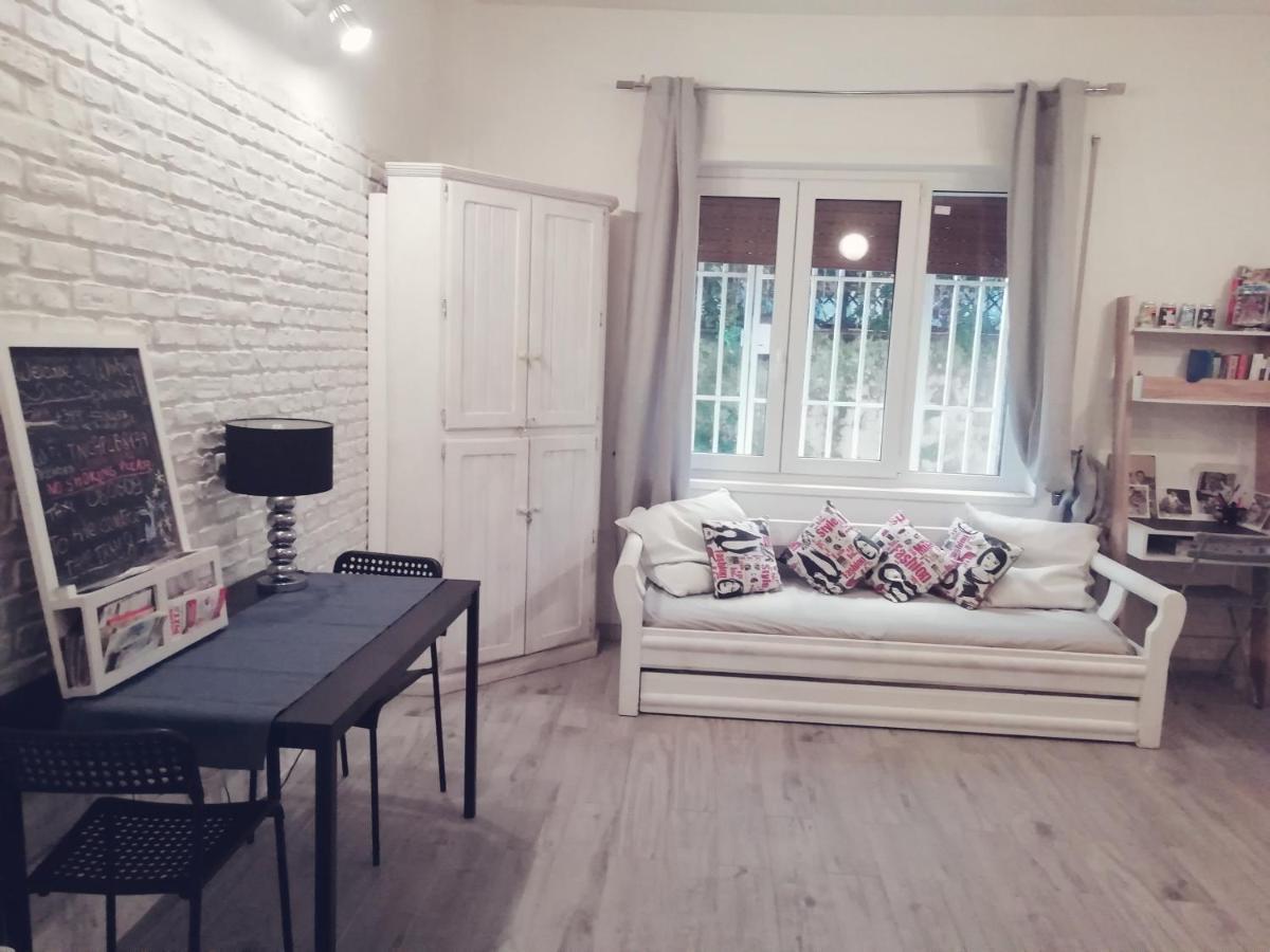 White Apartment Рим Екстер'єр фото