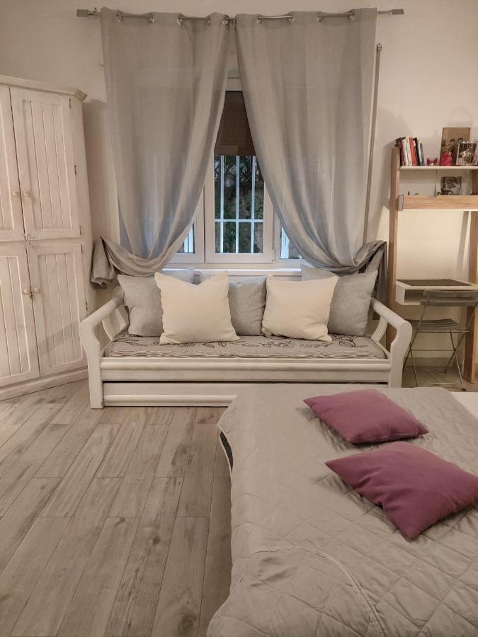 White Apartment Рим Екстер'єр фото