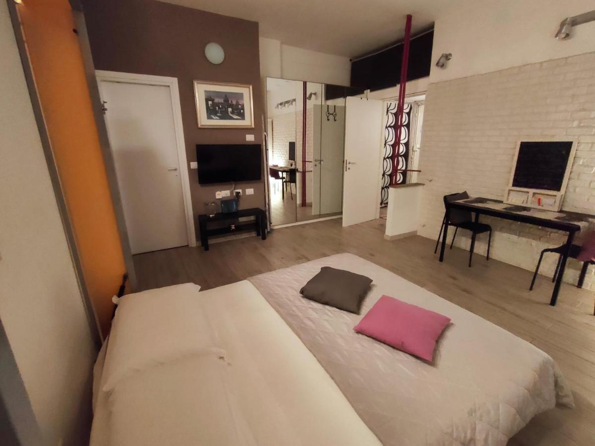 White Apartment Рим Екстер'єр фото