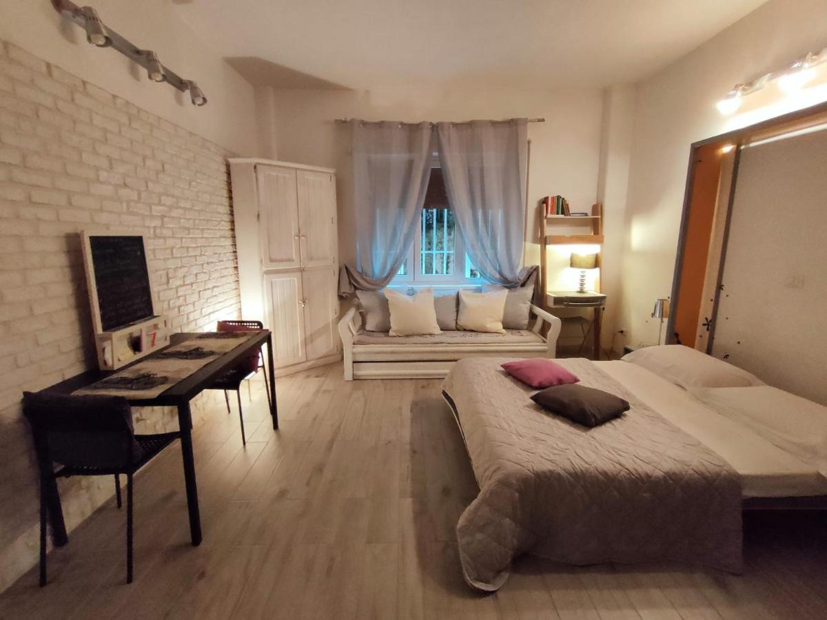 White Apartment Рим Екстер'єр фото