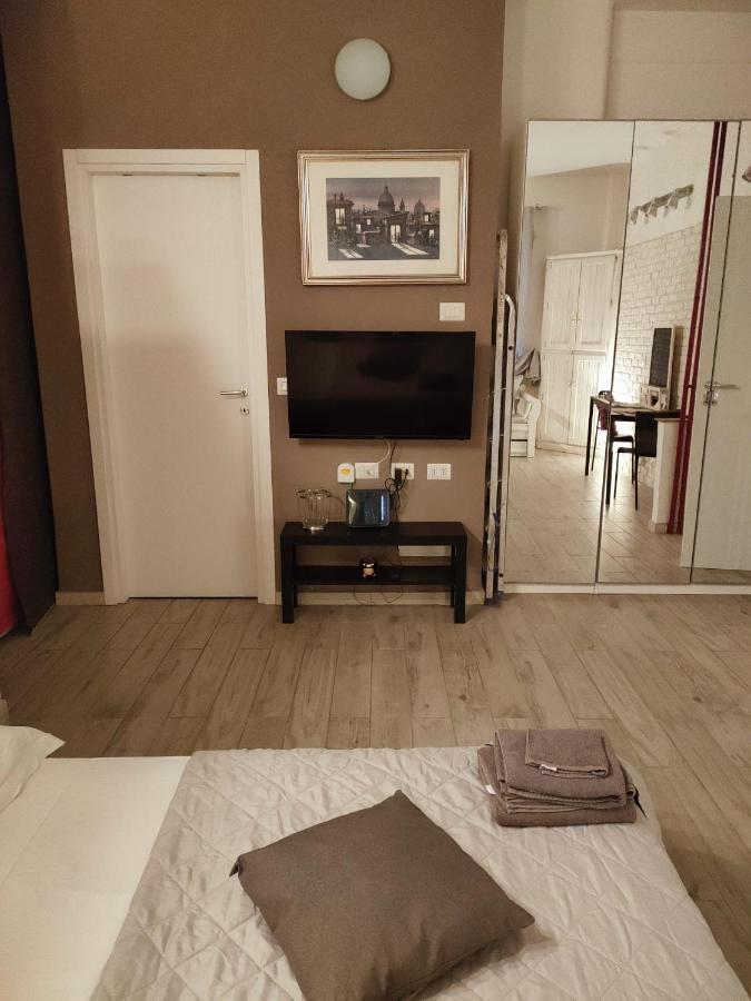 White Apartment Рим Екстер'єр фото