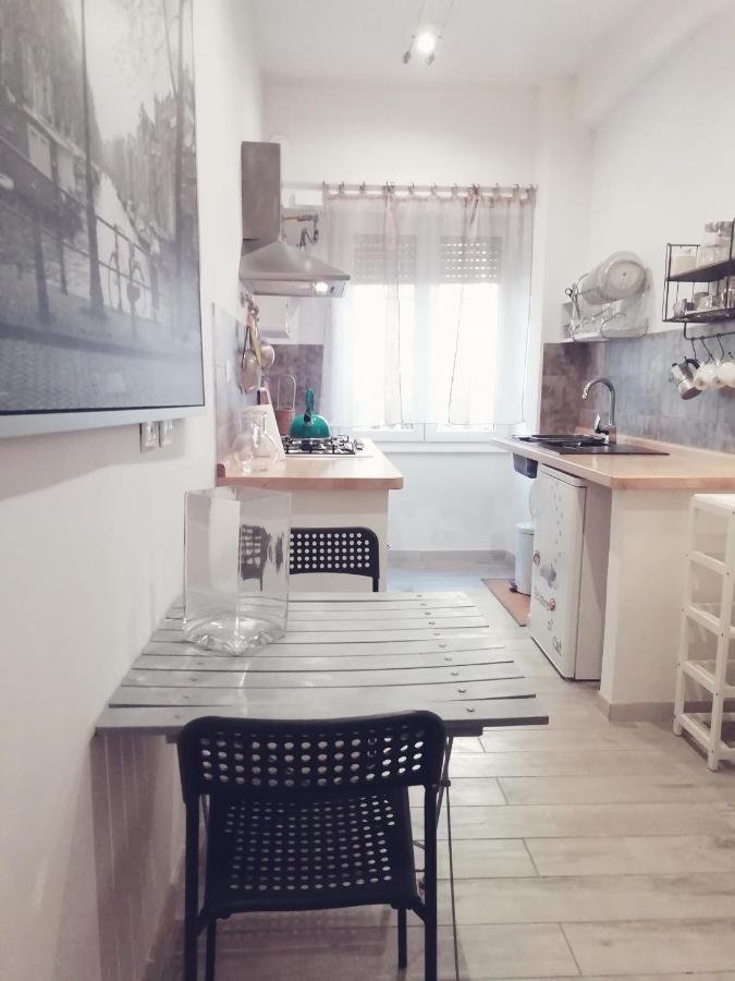 White Apartment Рим Екстер'єр фото